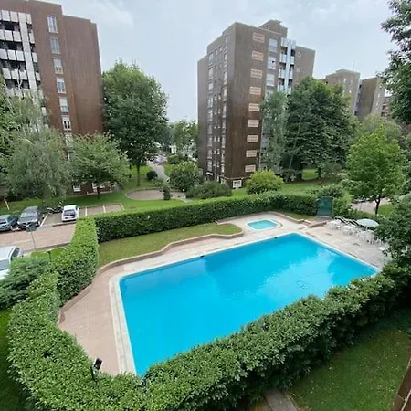 Appartement Artsy Flat With Shared Pool *